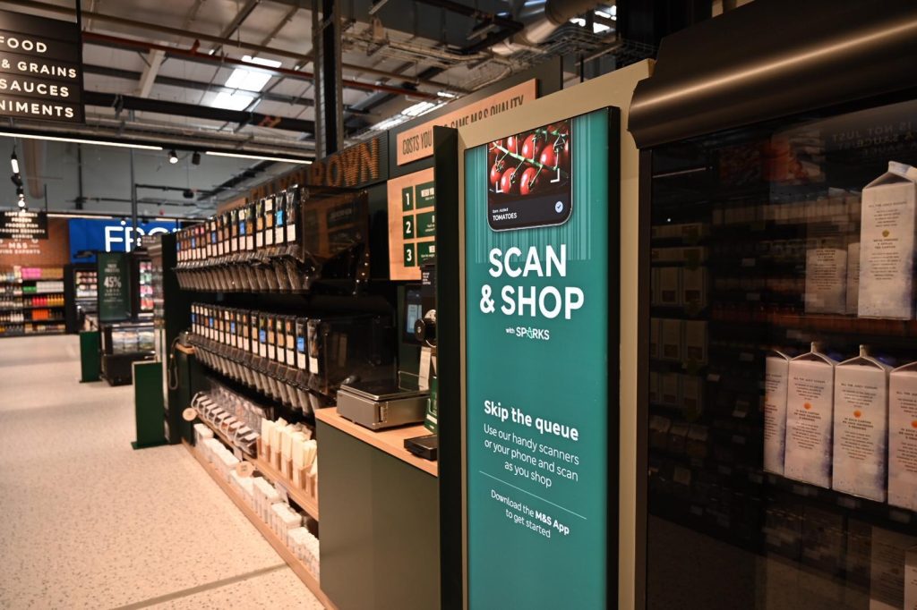 M&S apologises after payment outage hits stores nationwide